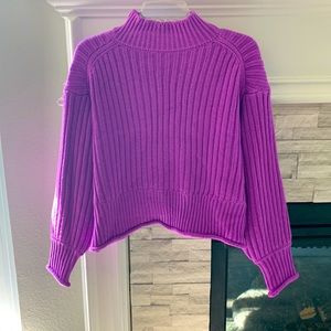 GB girls medium cropped knit tutleneck sweater